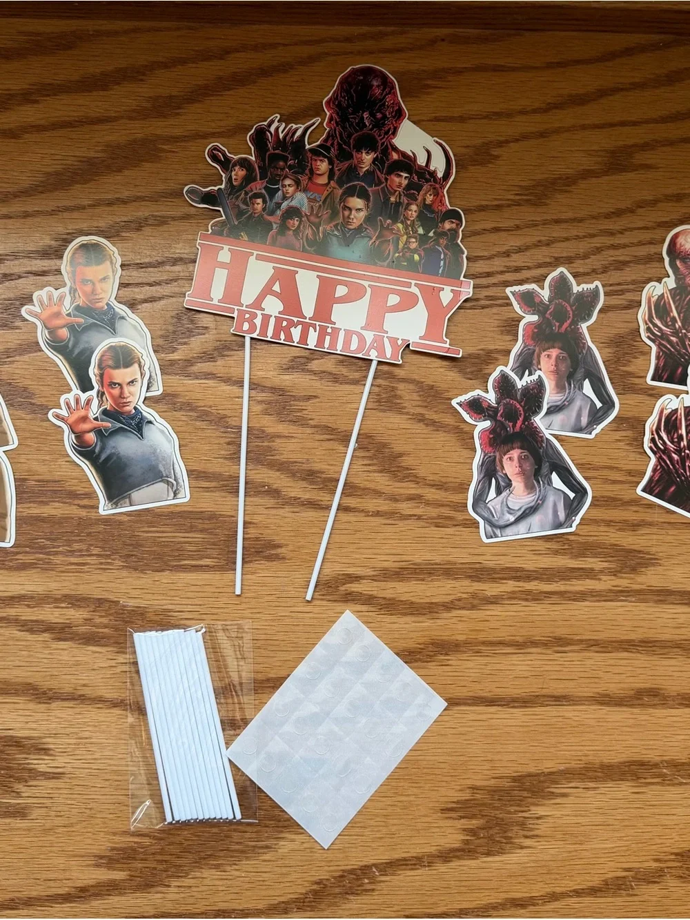 Stranger Things Red & Black Party Decoration Pack